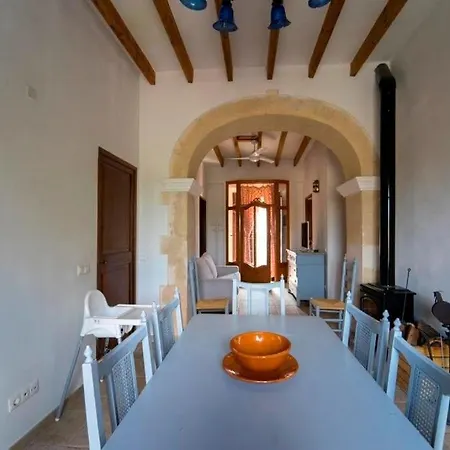Typical Old Majorcan House With A Private Pool *